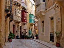 Vittoriosa, Malta by Geoff Carpenter